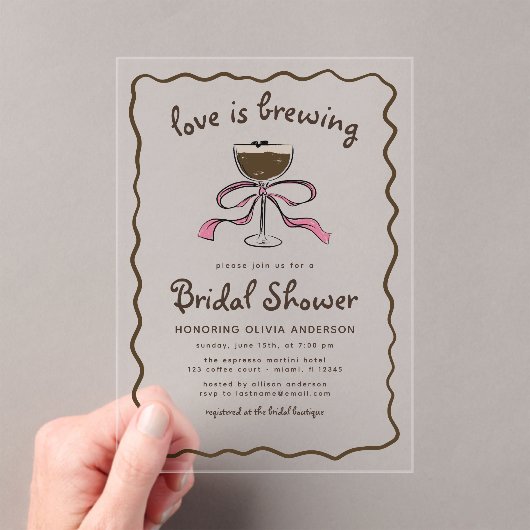 Liebe braut Espresso Martini Brautparty Acryleinladungen (Insitu (Handheld))