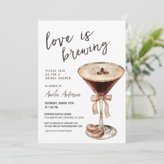 Liebe Braut Espresso Martini Brautparty Einladung (Stehend Vorderseite)