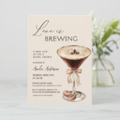 Liebe Braut Espresso Martini Brautparty Einladung (Stehend Vorderseite)