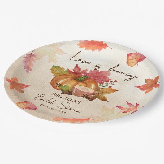 Liebe braut Herbst Brautparty Pappteller (Schrägansicht)