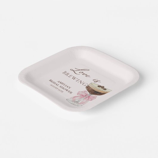 Liebe Braut Martini Brautparty Paper Teller (Gewinkelt)