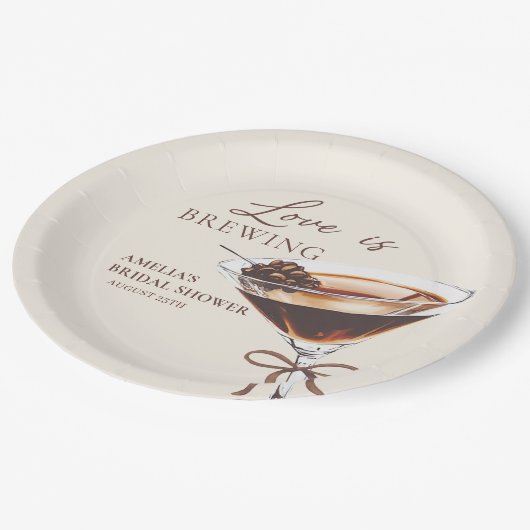 Liebe Braut Martini Brautparty Paper Teller (Schrägansicht)