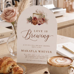 Liebe braut sich Kaffee Floral gebogener Brautjung Einladung