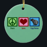 Liebe Capybaras Keramik Ornament<br><div class="desc">Ein Friedenszeichen,  ein Herz und eine niedliche Capybara. Peace Liebe Capybaras Geschenk für einen exotischen Tierbesitzer.</div>