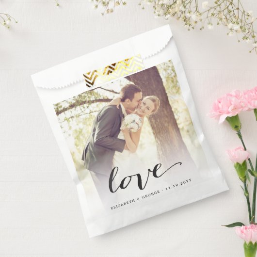 Liebe Classic Script Chic Calligrafy Foto Wedding Geschenktütchen (Versiegelt)