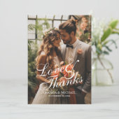 'Liebe & Dank' Custom Foto Wedding Dankeskarte (Stehend Vorderseite)