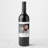 Liebe & Dank formaler Black Script Foto Hochzeit Weinetikett (Vorderseite)