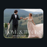 Liebe & Dank Hochzeit Foto schick weiß Typografie Magnet<br><div class="desc">elegante Liebe und dank Hochzeit Foto schick weißen Typografie Magnet</div>