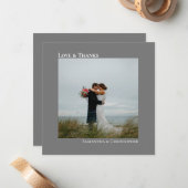 Liebe & Dank Minimal Gray Wedding Foto Vielen Dank Mitteilungskarte (Vorderseite/Rückseite Beispiel)