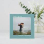 Liebe & Dank Minimalistischer Aquamariner Hochzeit Dankeskarte (Stehend Vorderseite)