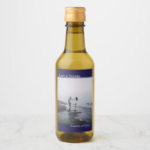 Liebe & Dank Navy Blue Simple Foto Wedding Mini Weinetikett (Vorderseite)