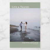 Liebe & Danke Sage Green Simple Wedding Foto Mini Weinetikett (Einzelnes Label)