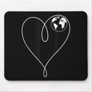 Liebe den Planeten Erde Herz Globus Minimalist Mousepad