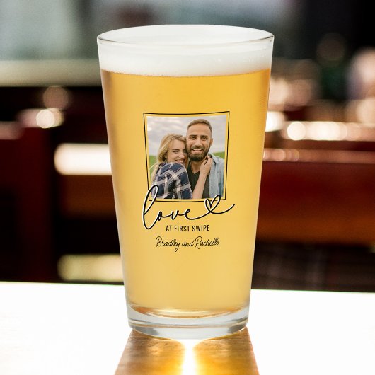 Liebe der Valentine im ersten Foto Glas