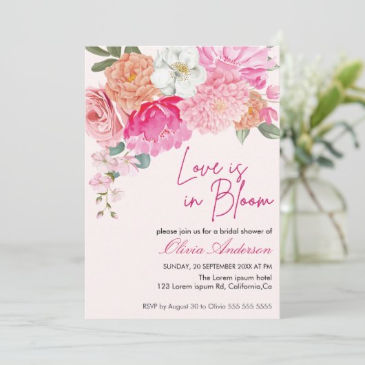 Liebe der Wasserfarbe Blütenfarbe im Brautparty Bl Einladung (Stehend Vorderseite)