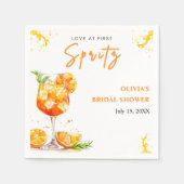 Liebe des ersten Spritz Cocktail Orange Brautparty Serviette (Vorderseite)