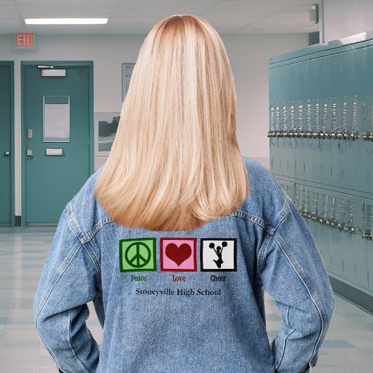 Liebe des Friedens befeuert Niedliche Cheerleader  Jeansjacke