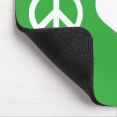 Liebe des Friedens Gerecycelt Mousepad (Ecke)