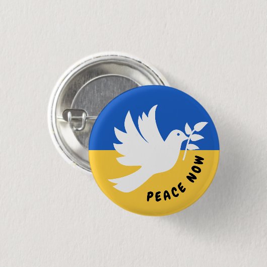 Liebe des Herzens mit der Ukraine Button (Vorne & Hinten)