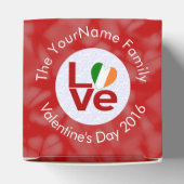 Liebe des Rotbuchstaben der irischen Flagge Valent Geschenkschachtel (Oben)