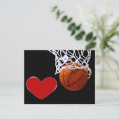 Liebe Dieses Spiel Basketball Rotes Herz Postkarte (Stehend Vorderseite)