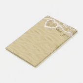 "Liebe du" In Sand geschriebenes Herz Post-it Klebezettel (angewinkelt)