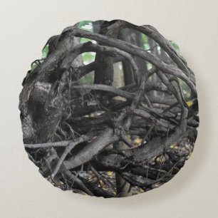 Liebe eines gefallenen Baumes Rundes Kissen