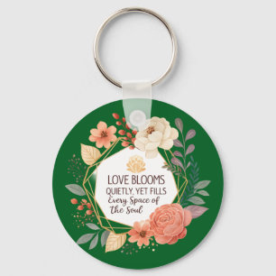 Liebe erblüht still – Florales Zitat Wasserfarbe Schlüsselanhänger