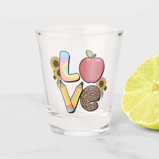Liebe - Farbiges Lehrerdesign mit Apple & Stift Schnapsglas (Vorderseite)