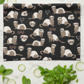 Liebe Ferrets - Schwarz Geschirrtuch (Gefaltet)