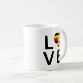 Liebe - Flagge Ugandas Kaffeetasse (VorderseiteRechts)