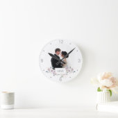 Liebe | florales verziertes Foto Runde Wanduhr (Zuhause)