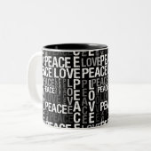Liebe-Friedenstypographie Zweifarbige Tasse (Vorderseite Links)