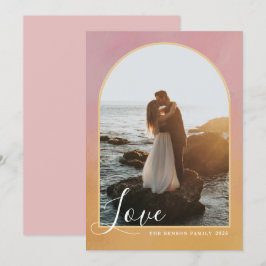 Liebe für Bogenskripte in rosa, vertikal gestriche Feiertagskarte