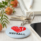 Liebe für Herz und Ball-Silhouette Design Netball Schlüsselanhänger (Seite)