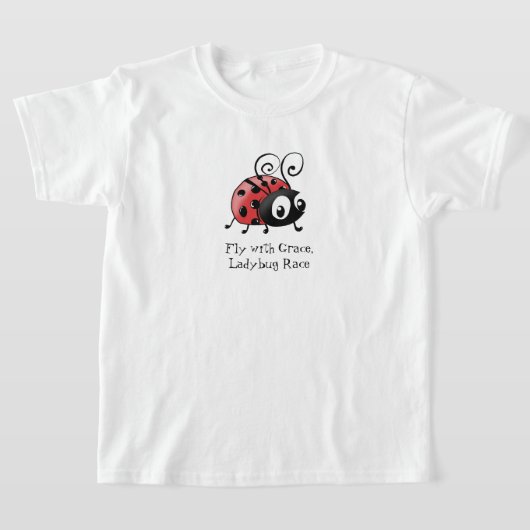 Liebe für Ladybugs in einem einzigartigen Design T-Shirt (Ablage )