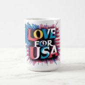 "Liebe für Patriotische Tasse der USA" (Zentrum)