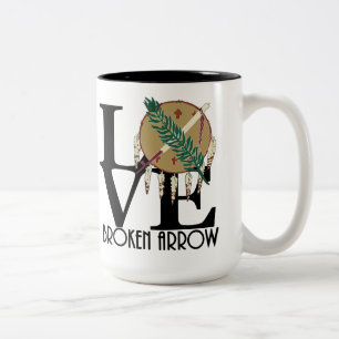 LIEBE gebrochen Arrow Oklahoma 15oz Zweifarbige Tasse