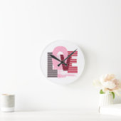 Liebe Geometric Magenta Letter Runde Wanduhr (Zuhause)