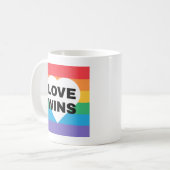 Liebe gewinnt | GAY PRIDE Kaffeetasse (Vorderseite Links)