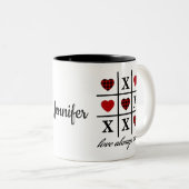 Liebe gewinnt immer Tic Tac Toe Red Buffalo Herz Zweifarbige Tasse (VorderseiteRechts)