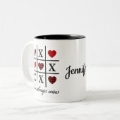 Liebe gewinnt immer Tic Tac Toe Red Buffalo Herz Zweifarbige Tasse (Vorderseite Links)