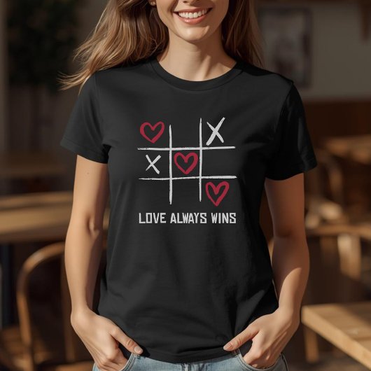 Liebe gewinnt immer Valentinstag T-Shirt