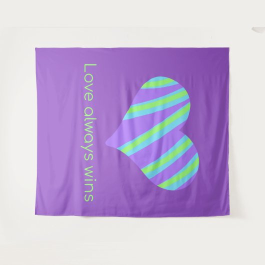 "Liebe gewinnt immer" Wandteppich (Vorderseite (Horizontal))