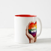 Liebe gewinnt LGBT-Gay Pride Zweifarbige Tasse (VorderseiteRechts)