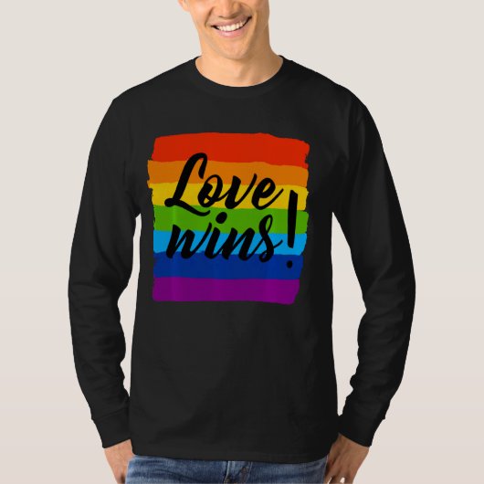Liebe gewinnt LGBT Rainbow Pride T-Shirt (Vorderseite)