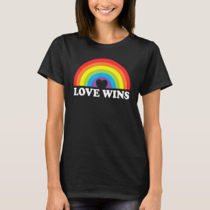 Liebe gewinnt LGBTQ Gay Pride Rainbow Lesbian Ally T-Shirt