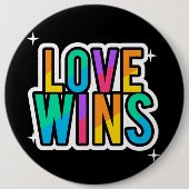 Liebe gewinnt. LGBTQ+Pride Regenbogen. Button (Vorderseite)