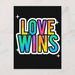 Liebe gewinnt. LGBTQ+Pride Regenbogen. Postkarte