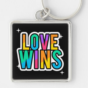 Liebe gewinnt. LGBTQ+Pride Regenbogen. Schlüsselan Schlüsselanhänger